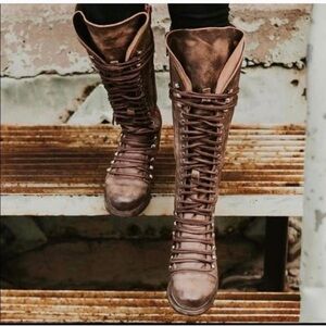 FREEBIRD ROMAN Brown Lace-Up Knee-High Boots